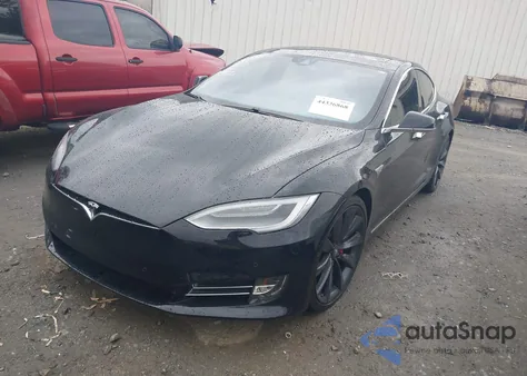 2016 Tesla Model S 90D/P100D/P85D/P90D z USA, uszkodzony, nr VIN 5YJSA1E45GF142296